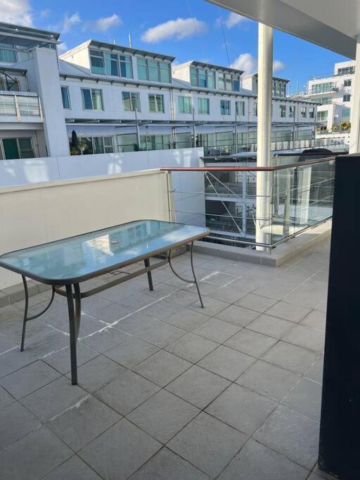 Seaview Waterfront Hotel Apt オークランド エクステリア 写真