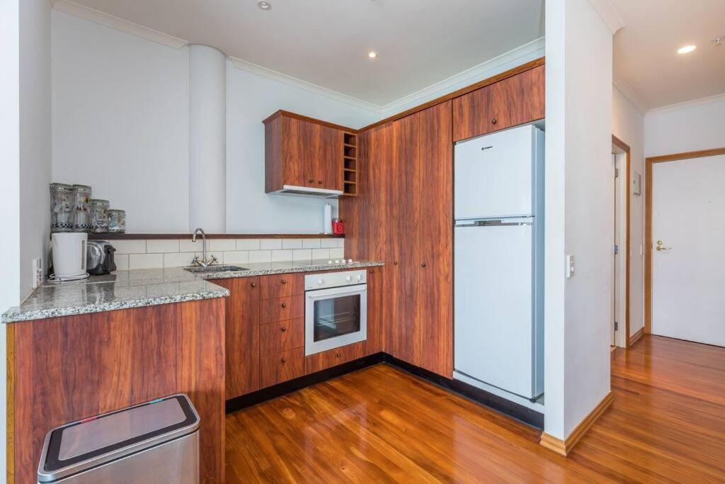 Seaview Waterfront Hotel Apt オークランド エクステリア 写真