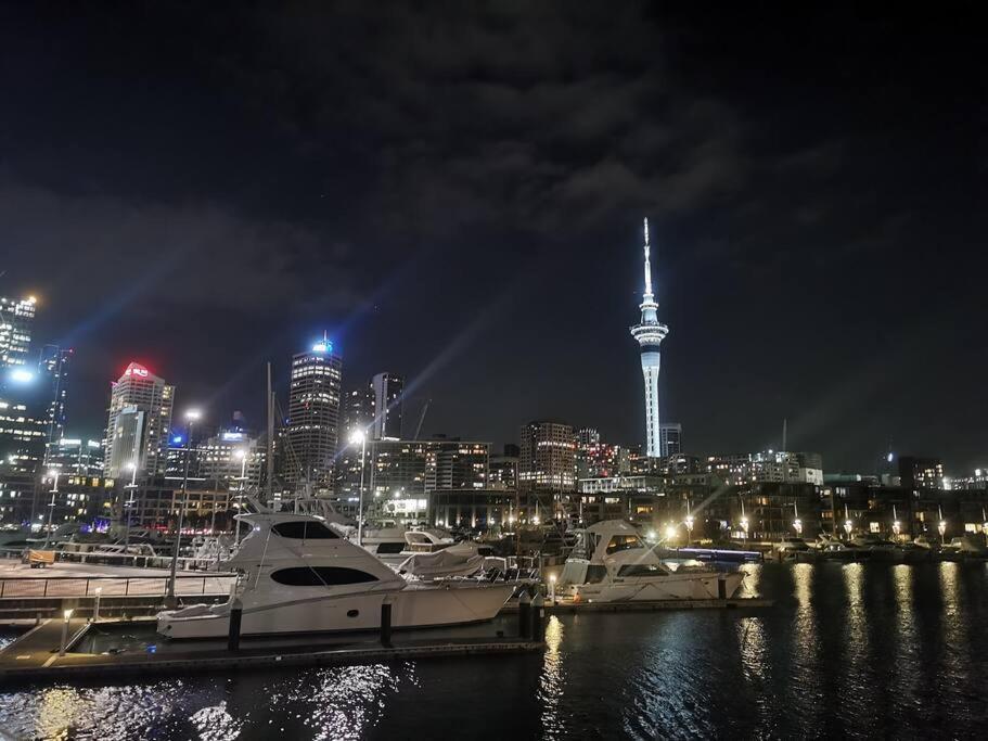 Seaview Waterfront Hotel Apt オークランド エクステリア 写真