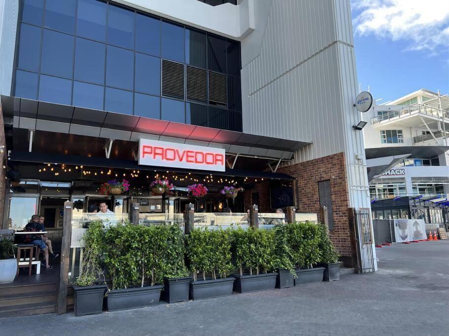 Seaview Waterfront Hotel Apt オークランド エクステリア 写真