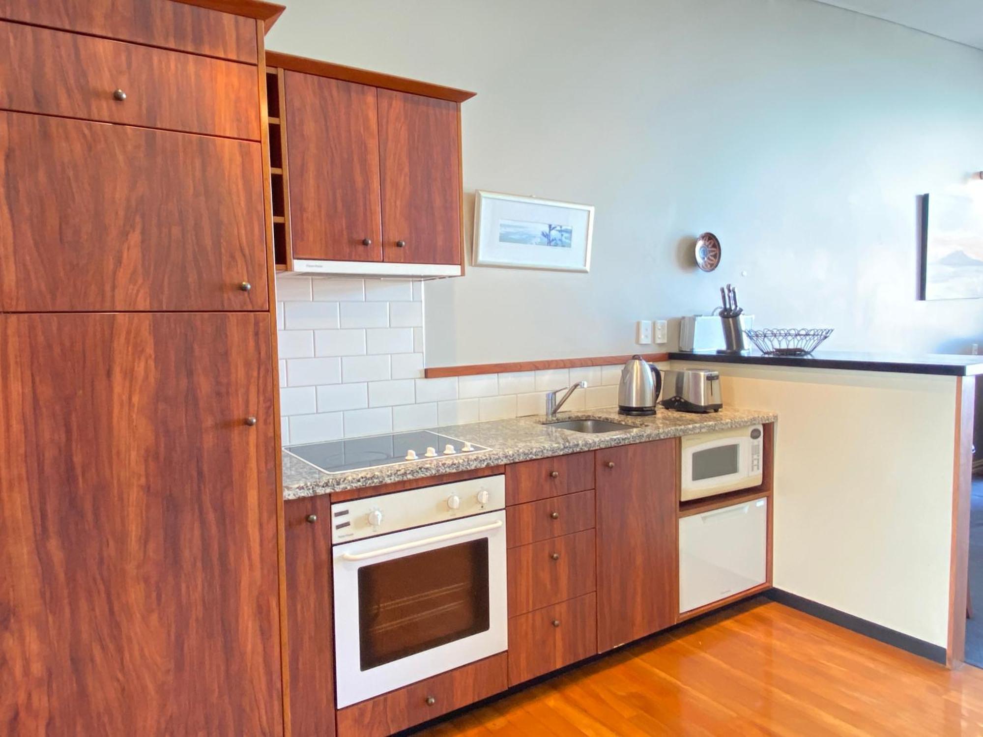 Seaview Waterfront Hotel Apt オークランド エクステリア 写真